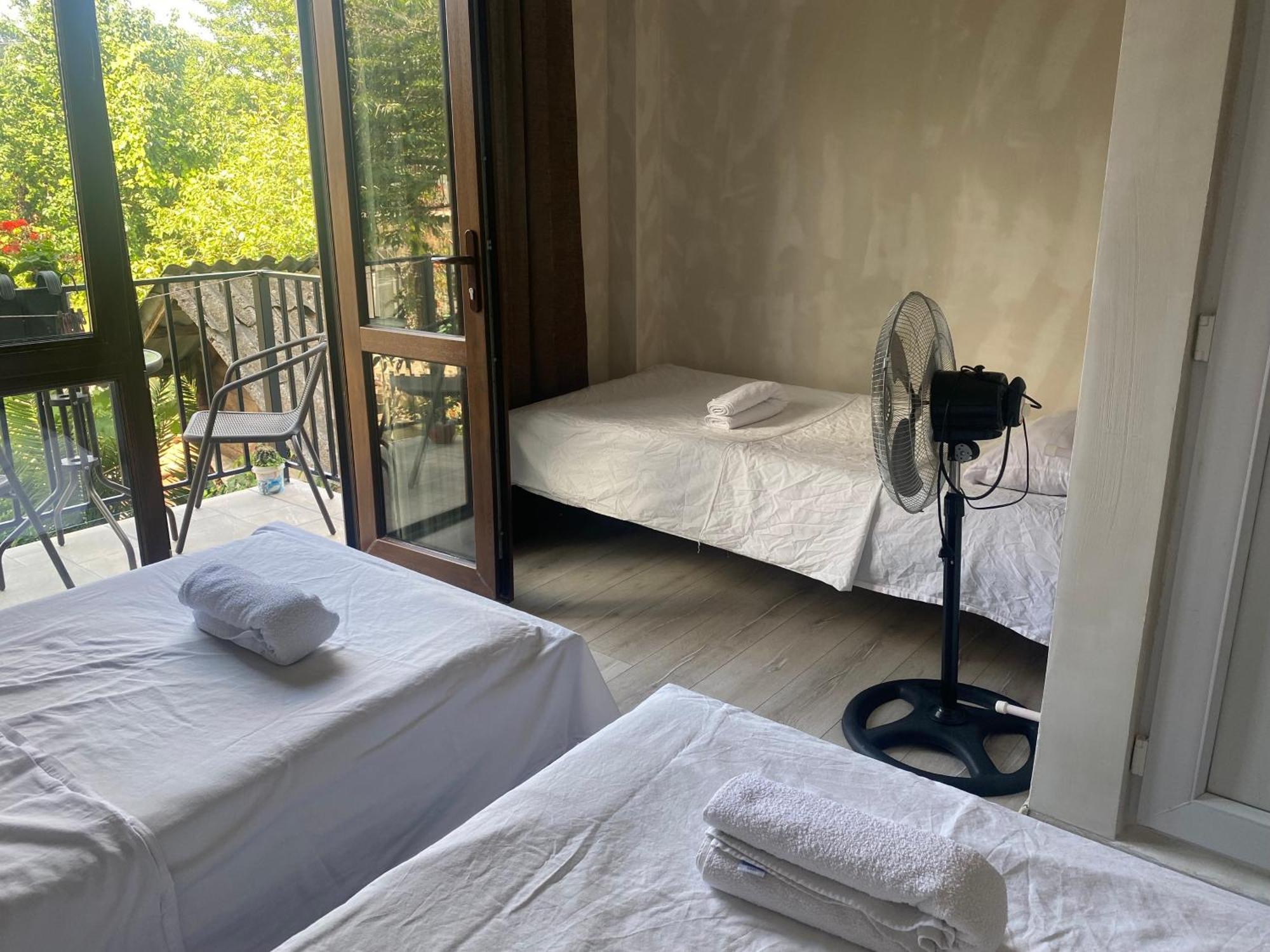 Family Hotel Our House تسيكهيسدزيري المظهر الخارجي الصورة