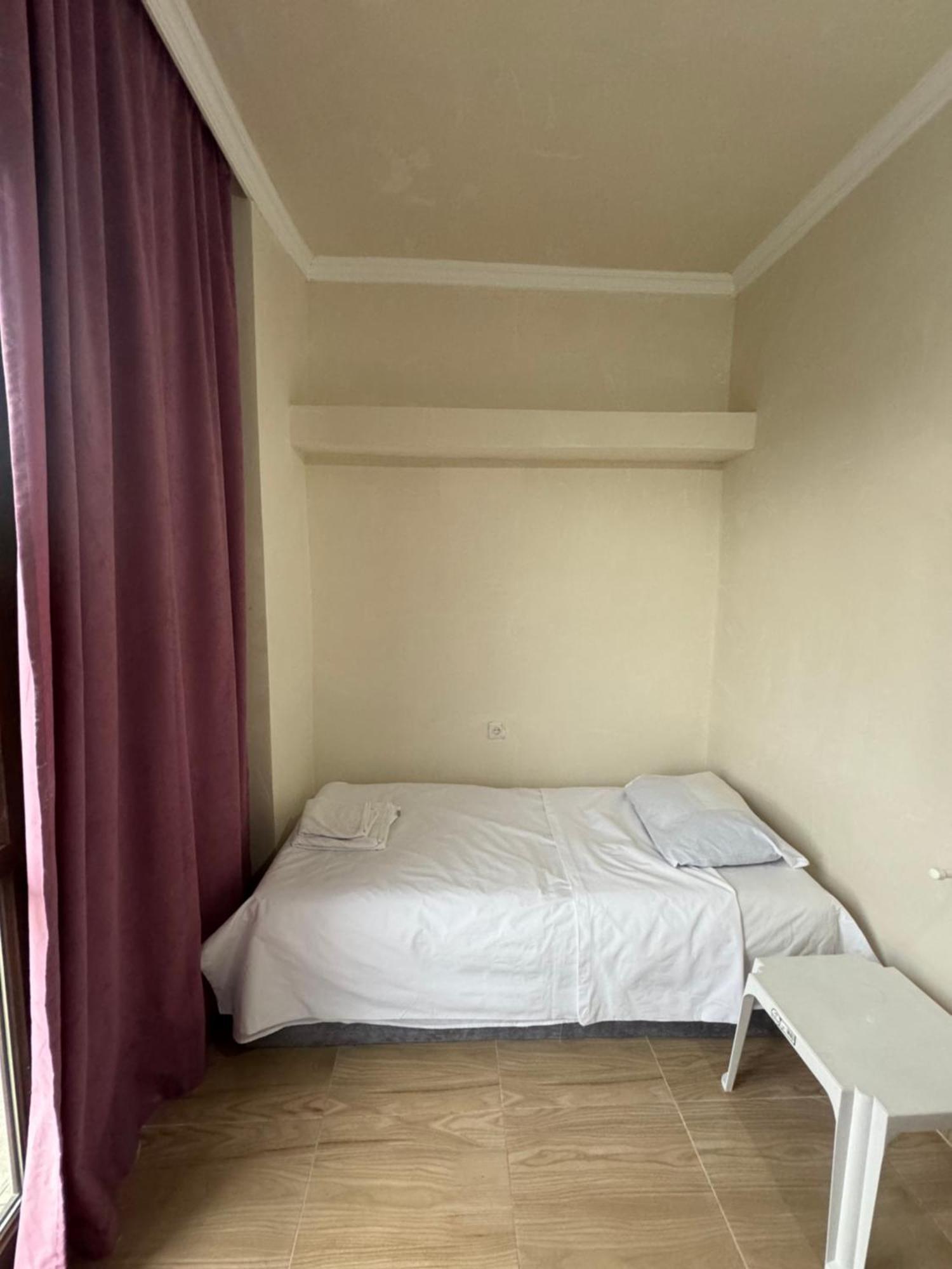 Family Hotel Our House تسيكهيسدزيري المظهر الخارجي الصورة