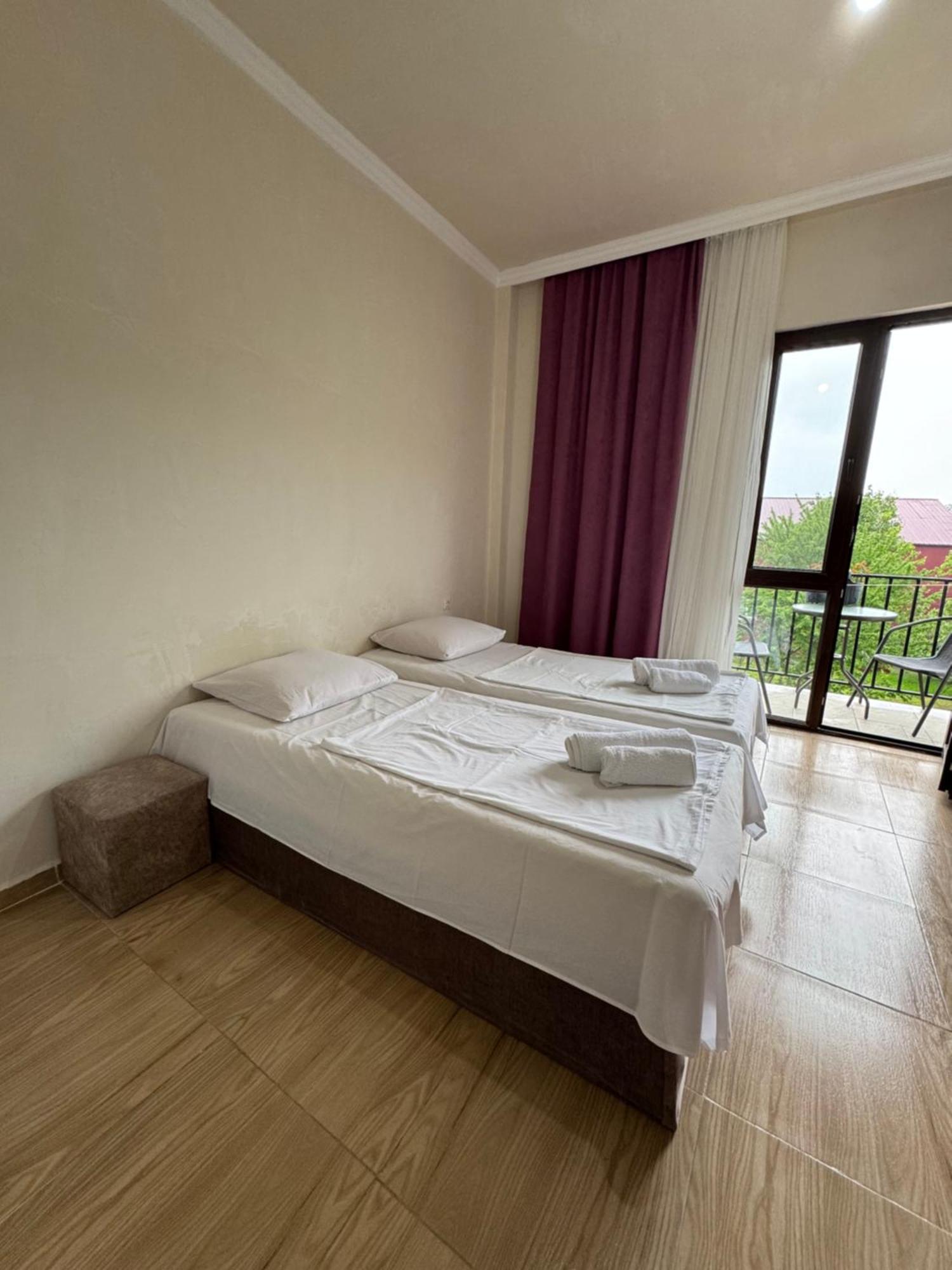 Family Hotel Our House تسيكهيسدزيري المظهر الخارجي الصورة